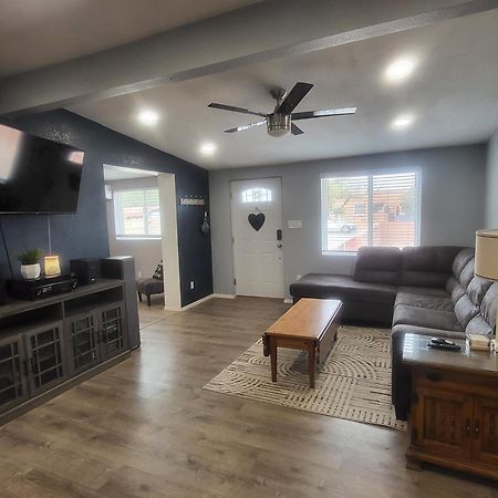 Charming Oasis In The Heart Of Sunnyside, Tucson Villa Exterior foto